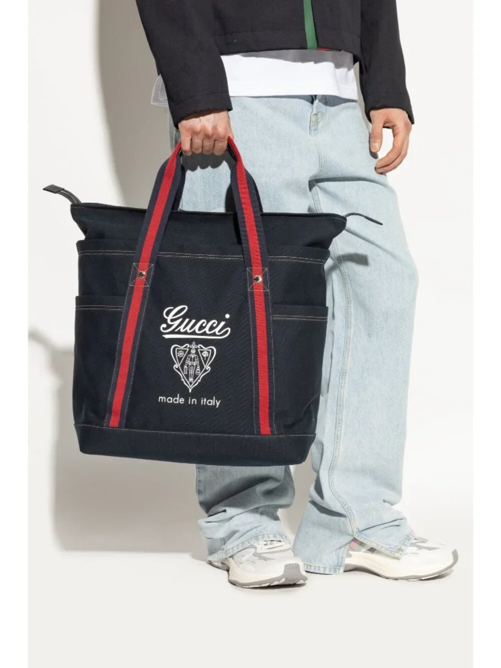 Gucci Men's Coat Of Arms Canvas Large Tote Shopping Bag Navy 816863